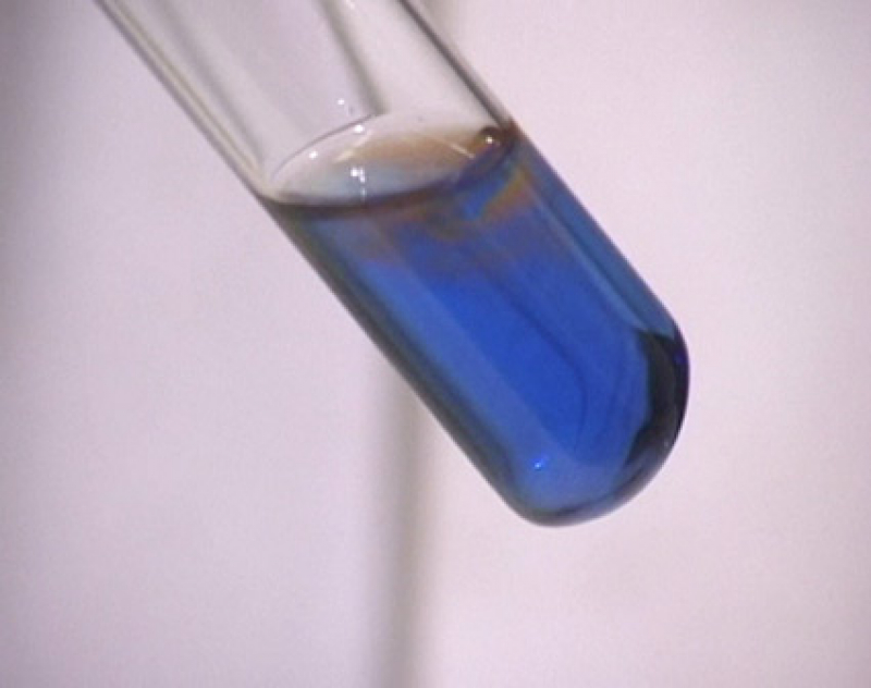 Качественные реакции сульфат меди. Сульфат меди 2 цвет раствора. Цвет раствора гидроксида меди 2. Гидроксид меди в химии. Щелочной раствор гидроксида меди 2.